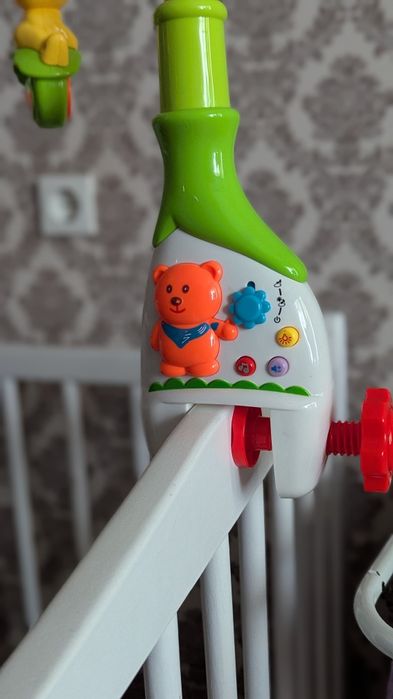 Музичний мобіль на ліжечко