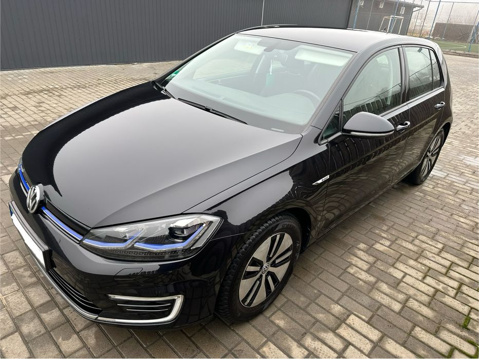Volkswagen E-Golf 7 Фольксваген е-гольф VII електричне