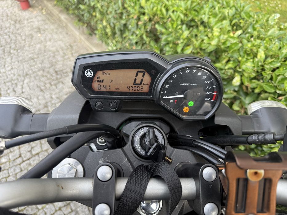 Yamaha xj6 2014 abs Preta