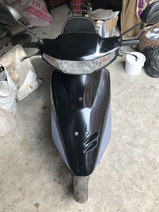 Скутер Хонда діо 27 .