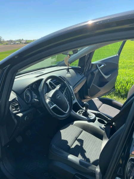 Samochód osobowy Opel Astra  J