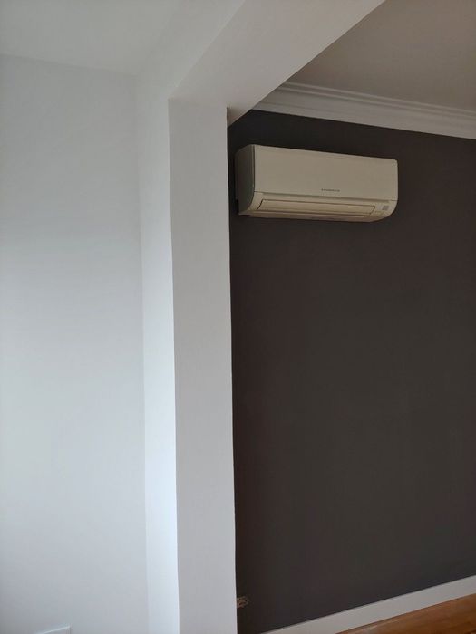 Aplicação de microcimento, Pintura, Barramento