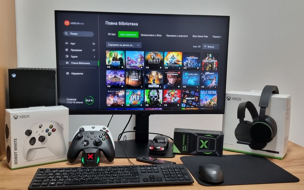 Ігровий комплект з Xbox series x 1TB, монітор 4К Samsung Odyssey G7