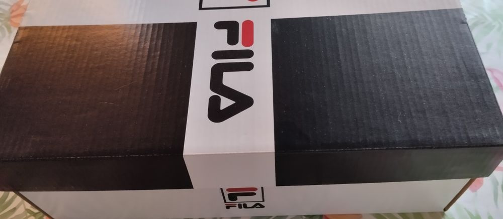 Sapatilhas originais fila novas