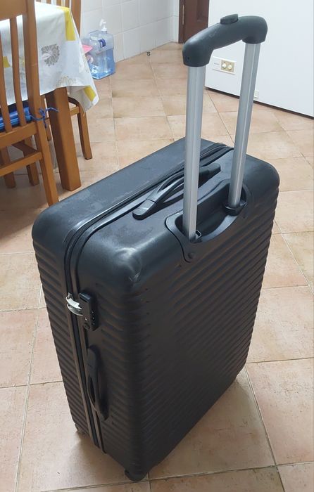 MALA DE VIAGEM DE PORÃO 23KG COM 4 RODAS. Casa, Mudanças, Quarto, Arrumação, Sala.