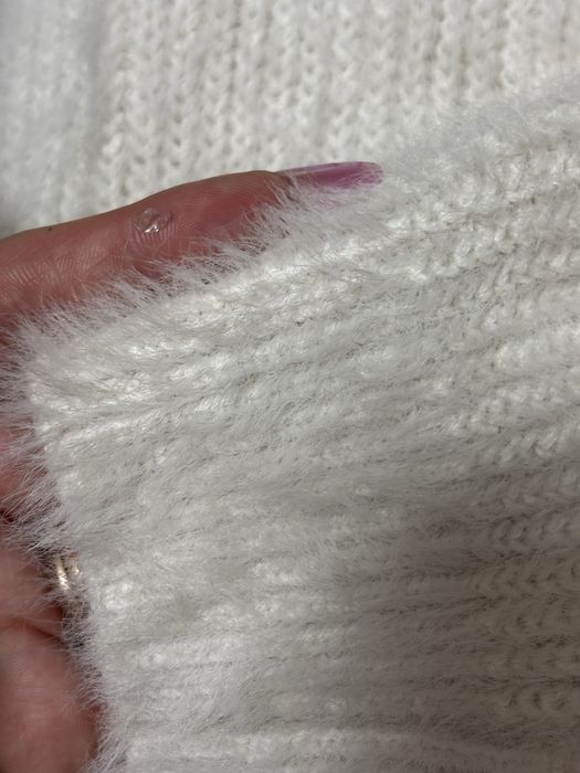 Кофта тепла молочна