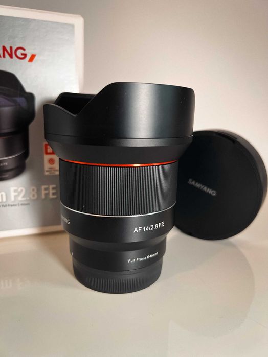 Lente Samyang AF 14mm F2.8 - Excelente estado