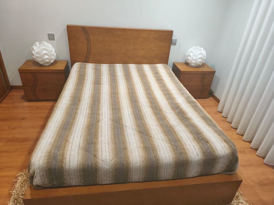 Cama mais nesinhas cabeceira