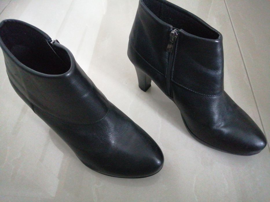 Buty Lasocki jesienne roz. 40