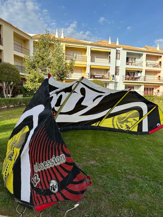 Kite rrd obsession 12 ready to go! Bar included!