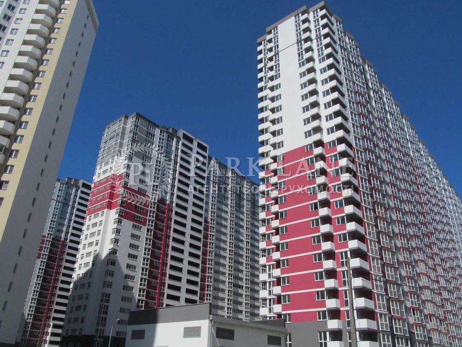 Драгоманова, 2а, квартира з ремонтом