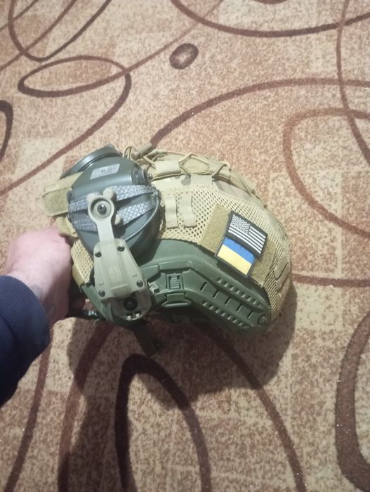 Продам шолом тактичний