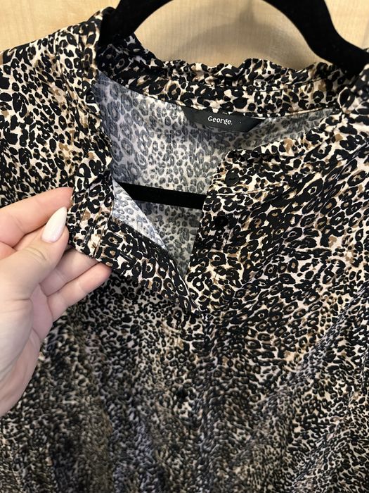Леопардова сукня