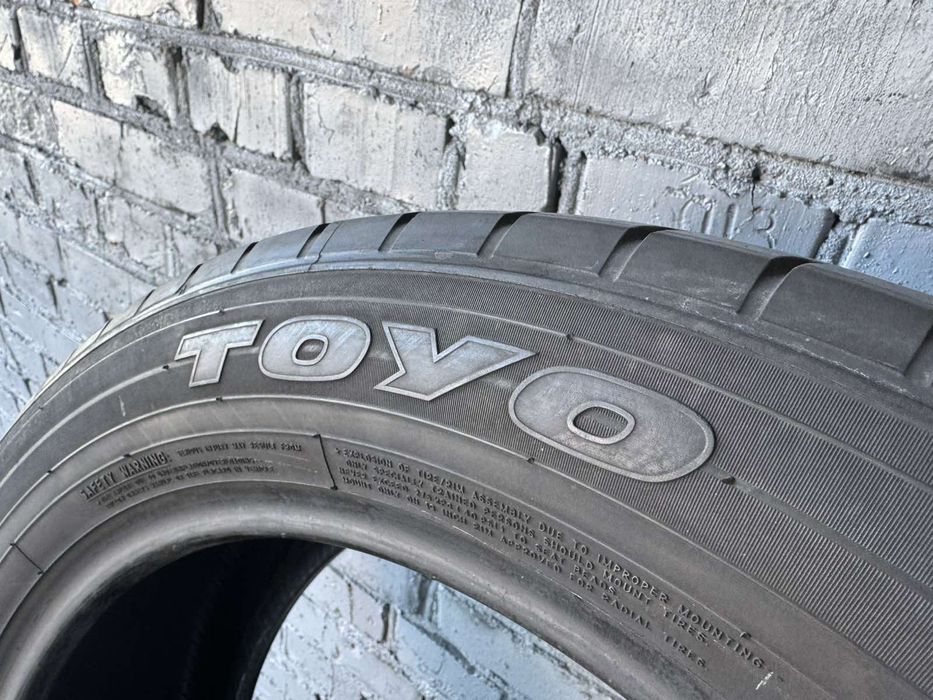 Літні шини Toyo 225/55 R19