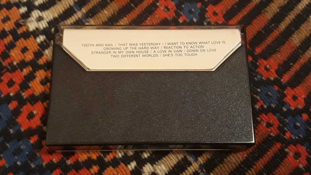 Foreigner - Agent provocateur - cassette - portes incluídos