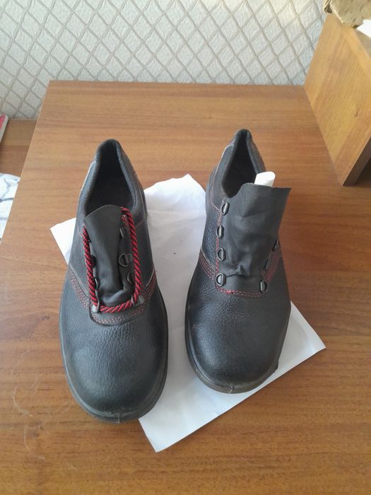 Смеситель душ.евую кабину