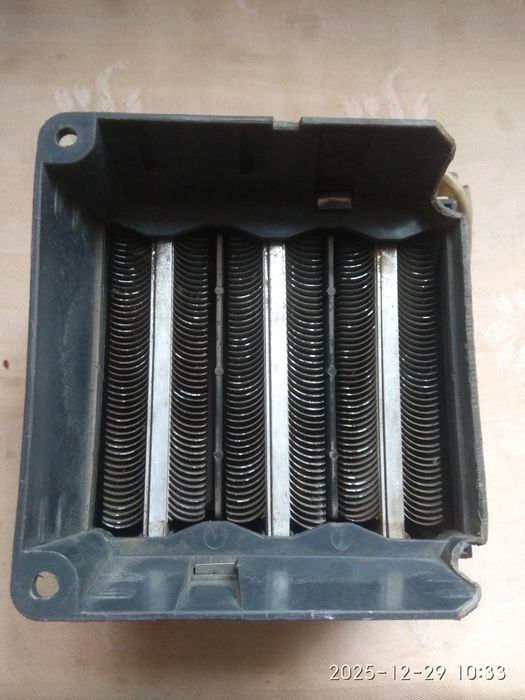 Дополнительный догреватель в авто Mercedes, радиатор