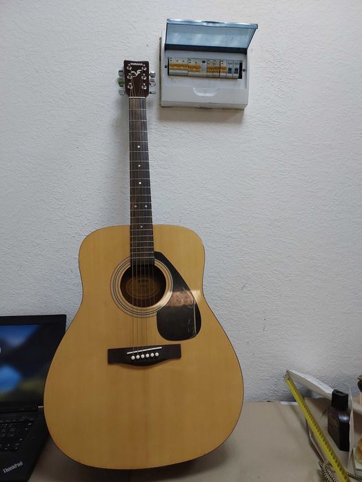 Гитара Yamaha F310, с чехлом.
