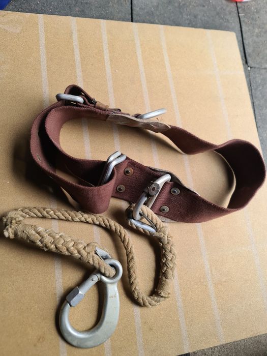 Pasek z karabińczyk