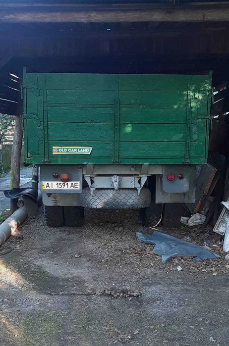 Продам ретро вантажівку SKODA 706