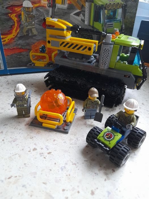 Klocki LEGO City 60122 - Łazik wulkaniczny