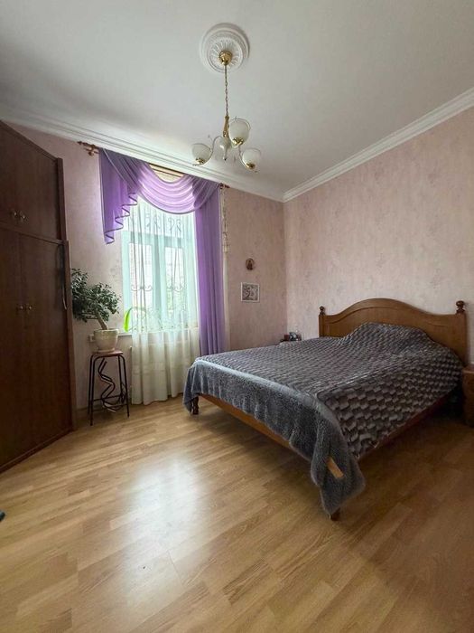 Продаж будинка з ремонтом!Село Гора, центр, ділянка -15 соток