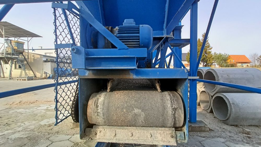 Zasobniki do kruszyw.