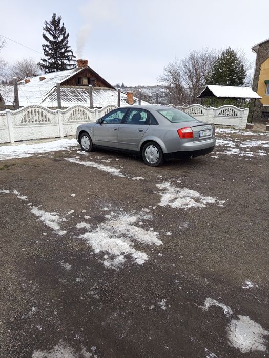 Audi A4b6 в чудовому стані