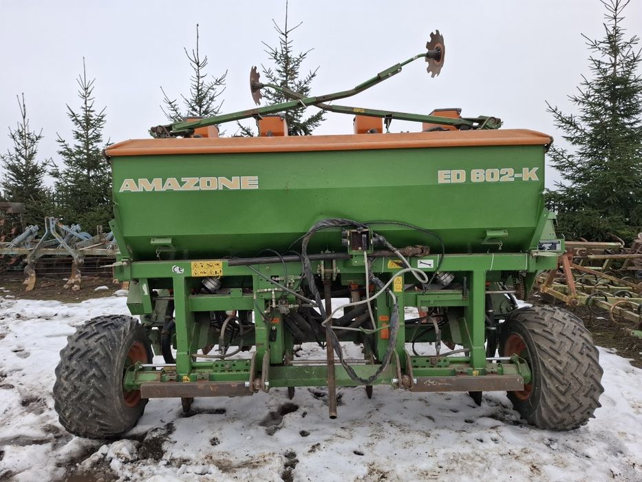 Siewnik punktowy Amazone ED 602K do kukurydzy