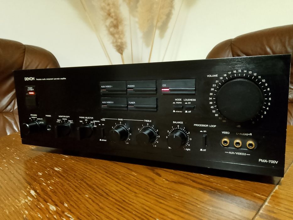 Potężny i mocny wzmacniacz Denon PMA 700 V