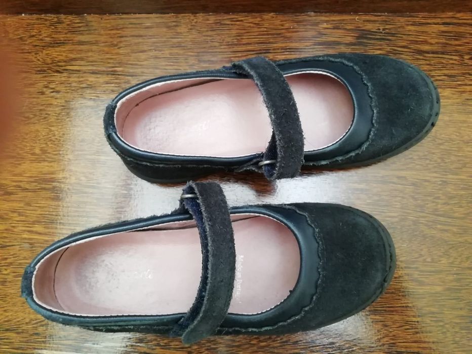 Sapatinhos Jacadi em pele preta