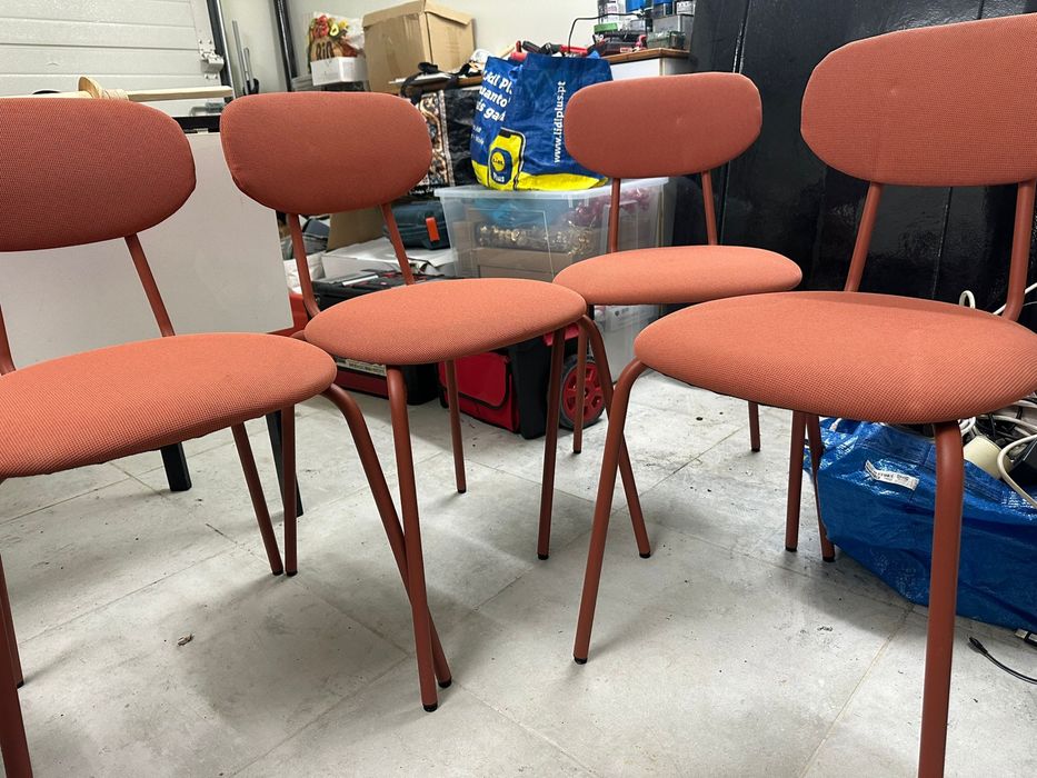 4 cadeiras como novas