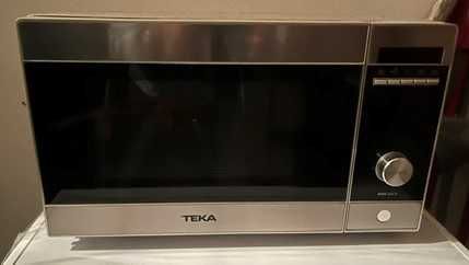Máquina de Lavar Loiça Teka DFS 46710 + Micro-ondas TEKA MWE 230 G