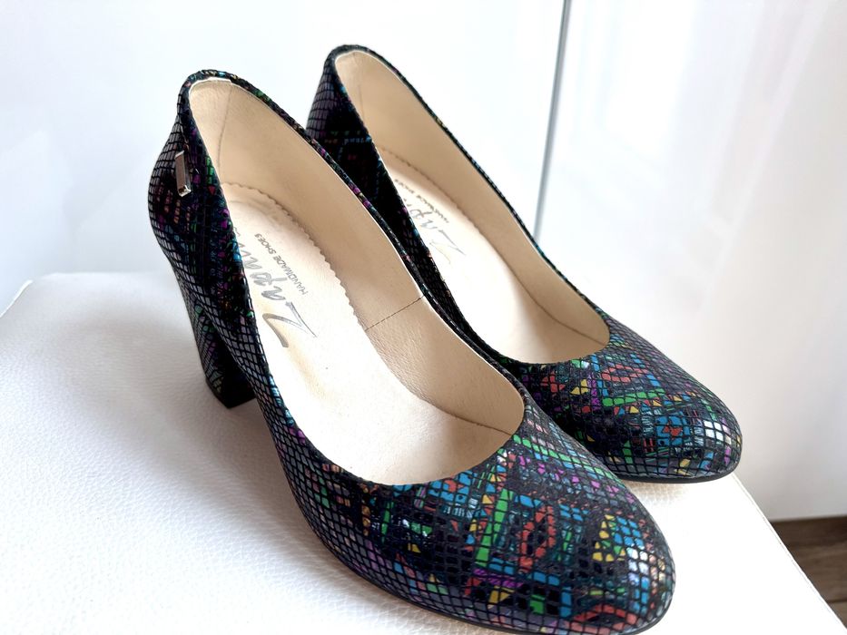 Sliczne stylowe buciki Zapato