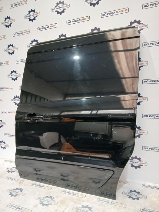 PORTA LATERAL ESQUERDA PRETA FORD TRANSIT CONNECT 240 1.5TDCI ANO: 201