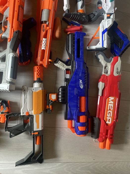 Zestaw nerf ze stzralkami, dodatkami,wszysko w dobrym stamie