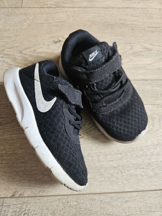 Buty dziecięce adidasy Nike tanjun 25