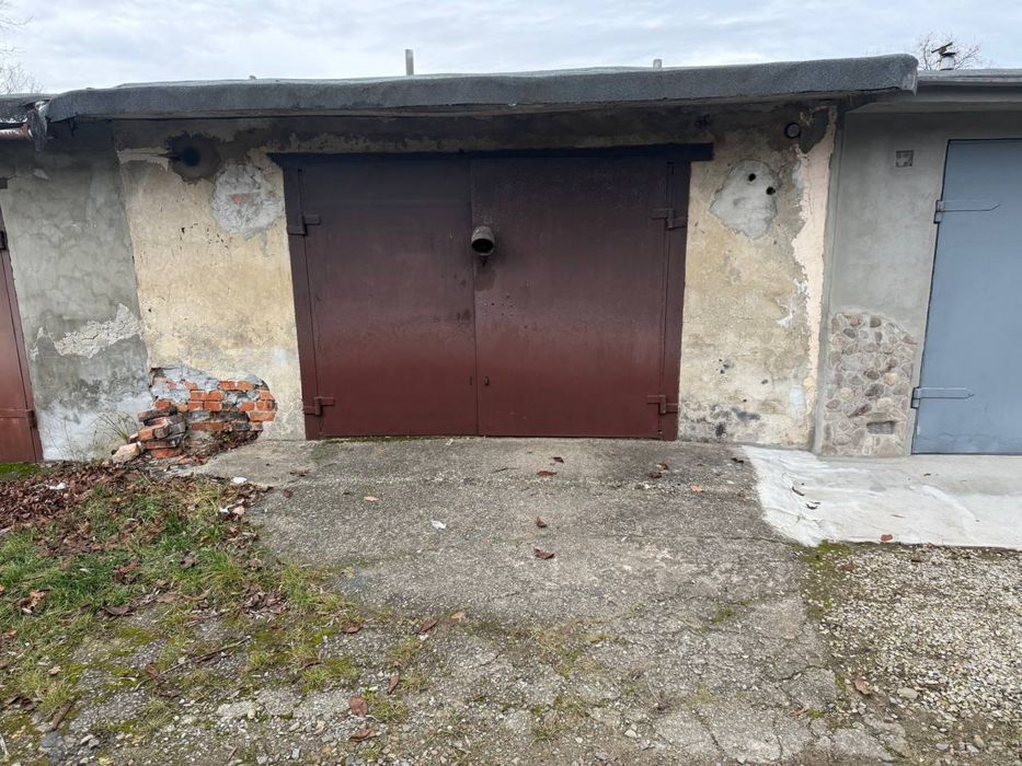 Продам гараж район Загробище