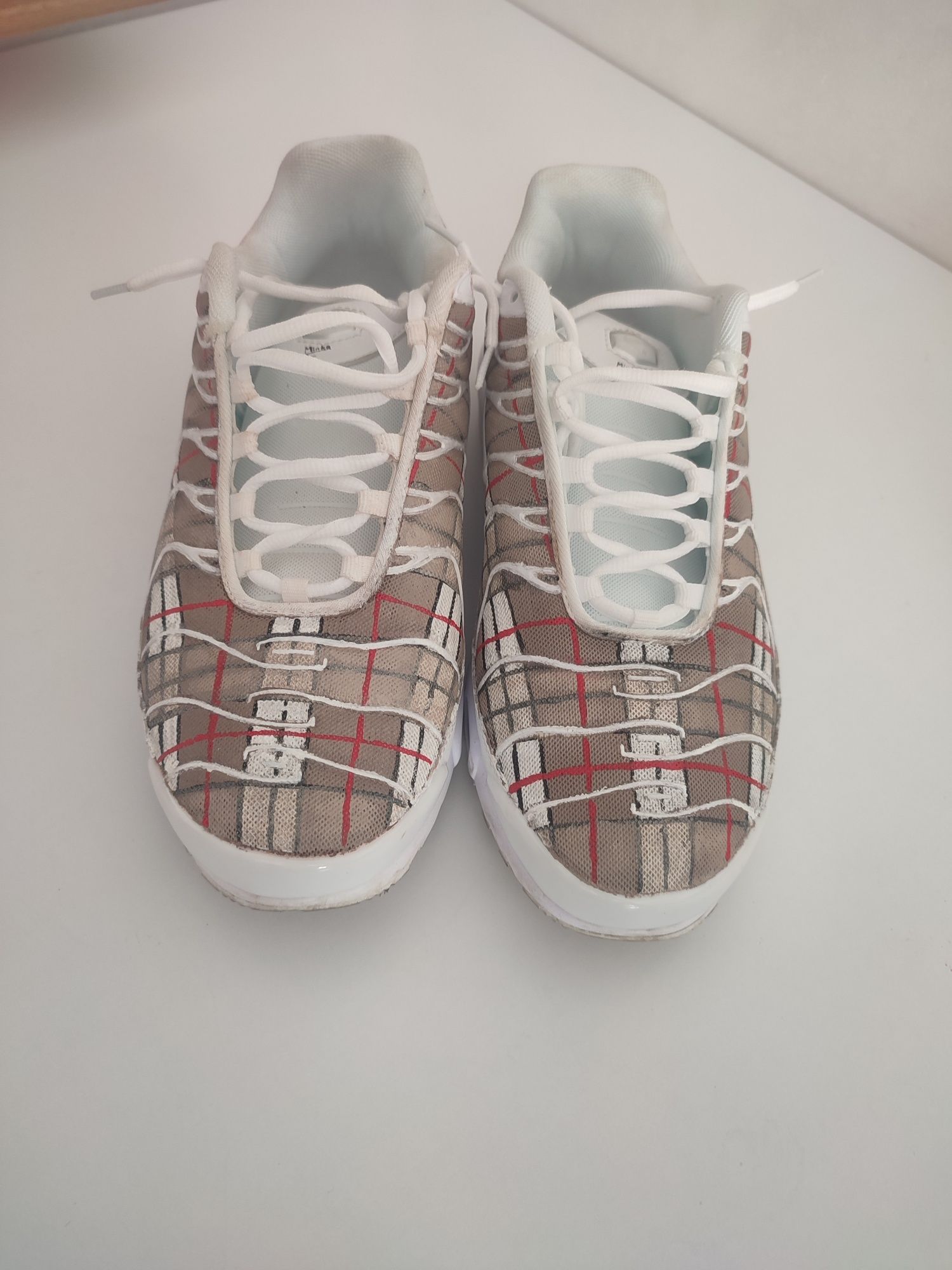 Burberry x nike tn junior sale