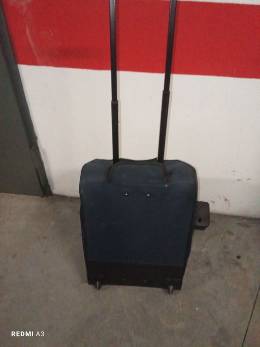 Mala trolley em excelente estado