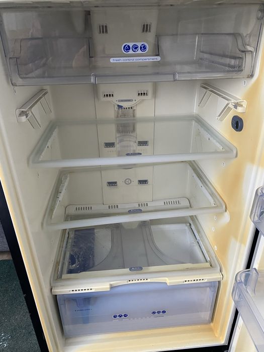 Хололильник Whirlpool ARC 4170 IX