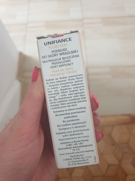 La Roche Posay Unifiance Fkuid Mat nr 4
