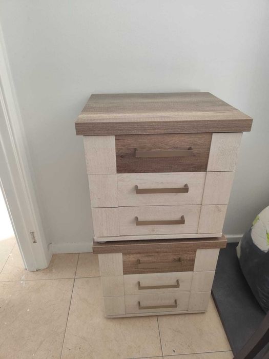 Conjunto de 2 Mesas de cabeceira 3 gavetas VERONA