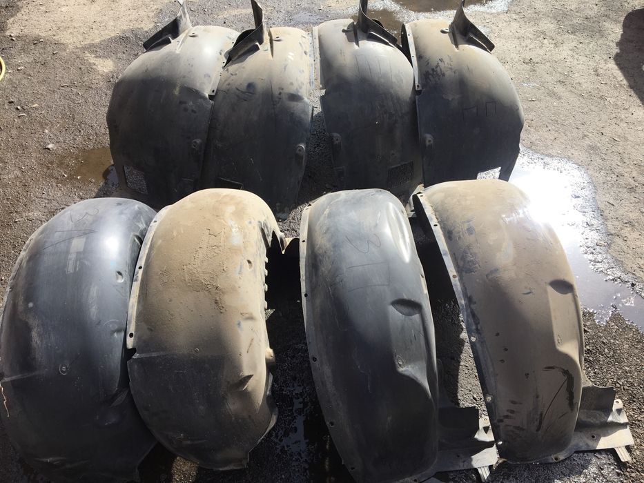 Продам підкрилки бмв х5 е53