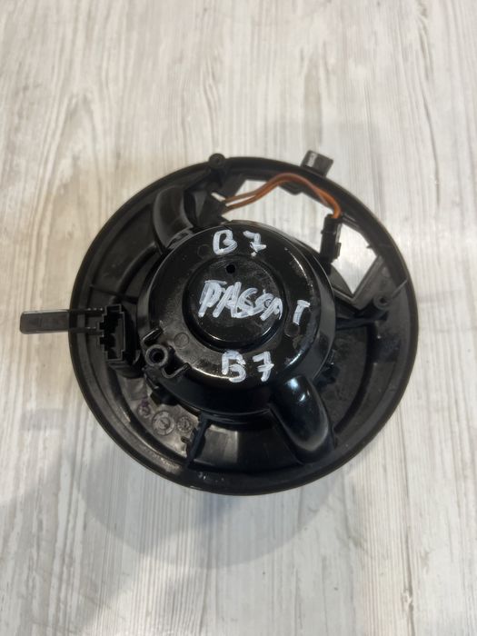 моторчик обігрівача печі Volkswagen Passat B7 USA ном A55277-111