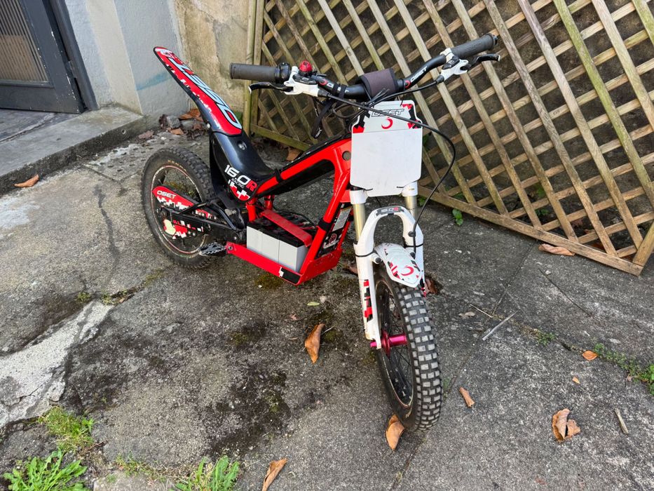 Oset 16 Racing criança