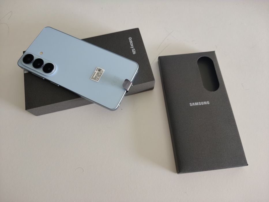 Samsung S26 (12/256Gb)