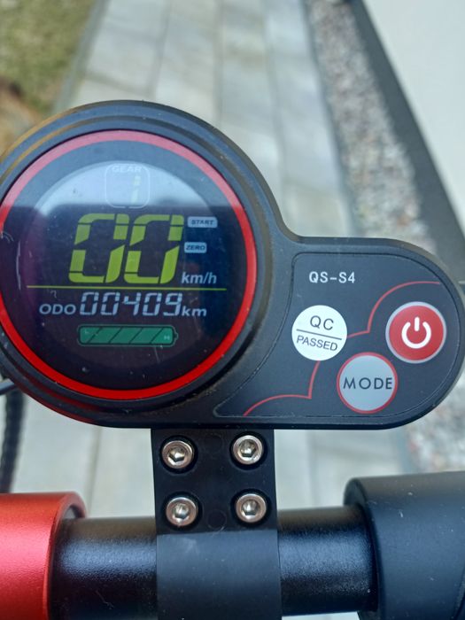 Hulajnoga elektryczna Motus 8,5 pro lite