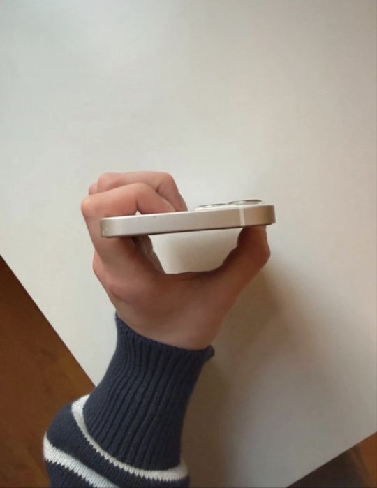 Iphone 13 bialy 128GB