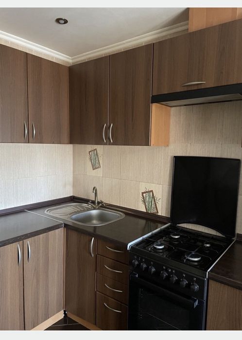 Браїлки, 1 кімнатна 8000грн+комунальні